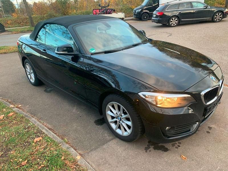 Gebraucht BMW 220 190 PS (139 kW) 2016 Schwarz Cabrio
