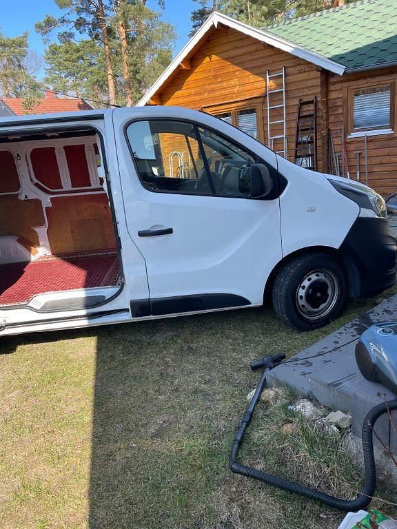 Gebraucht Opel Vivaro 120 PS (88 kW) 2016 Weiß Van / Kleinbus