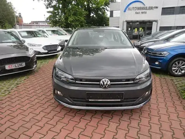 Gebraucht VW Polo Highline 120 PS (88 kW) 2022 Grau Kleinwagen