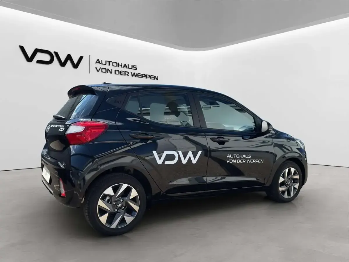 Neu Hyundai i10 Trend 63 PS (46 kW) 2025 Phantom black (schwarz) Kleinwagen