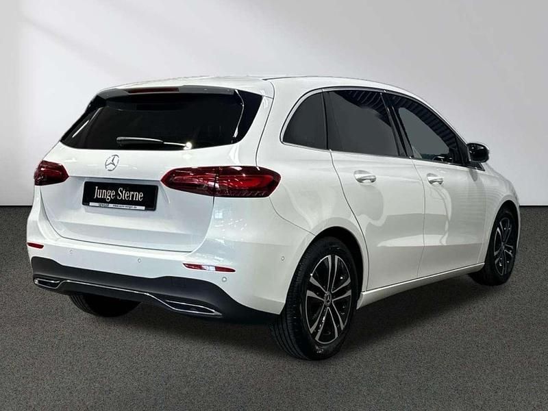 Gebraucht Mercedes B220 Progressive 190 PS (139 kW) 2024 Othercolor Kleinwagen