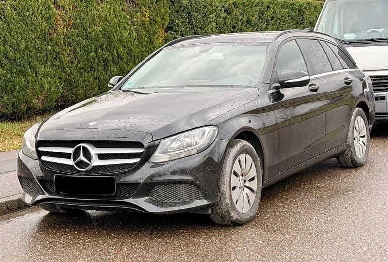 Gebraucht Mercedes C200 136 PS (100 kW) 2015 Schwarz Kombi