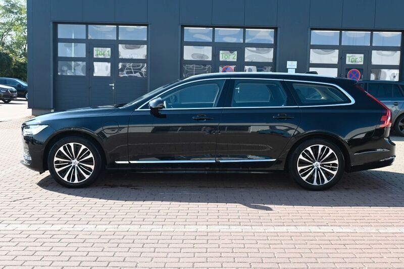 Gebraucht Volvo V90 Core 349 PS (256 kW) 2022 Black stone Kombi