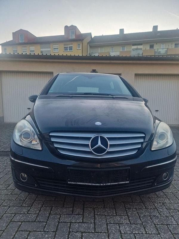 Gebraucht Mercedes B200 140 PS (102 kW) 2007 Schwarz Van / Kleinbus