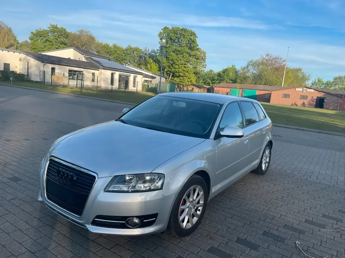 Usata Audi A3 125 CV (91 kW) 2012 Grigio Utilitaria