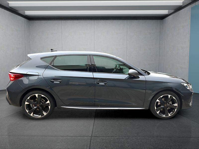 Gebraucht Cupra Leon 150 PS (110 kW) 2025 Grau Kleinwagen