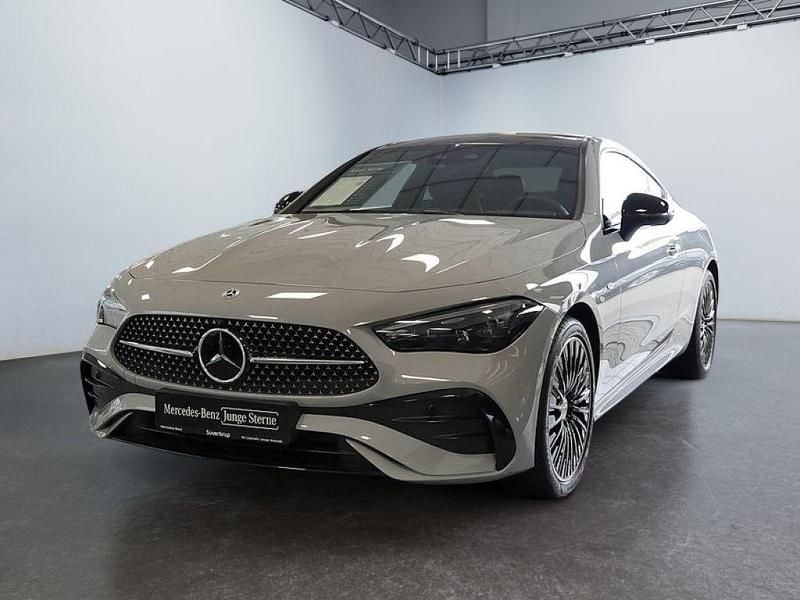 Gebraucht Mercedes E300 AMG 204 PS (150 kW) 2025 Grau manufaktur lack manufaktur alpingra Coupé