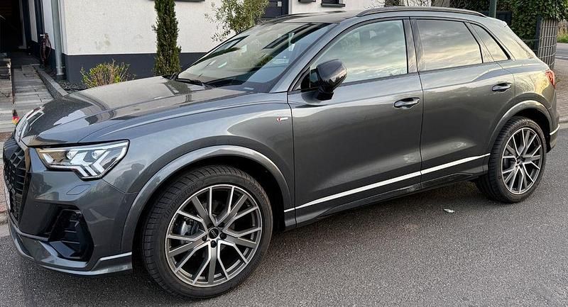 Gebraucht Audi Q3 S-Line 150 PS (110 kW) 2025 Grau SUV