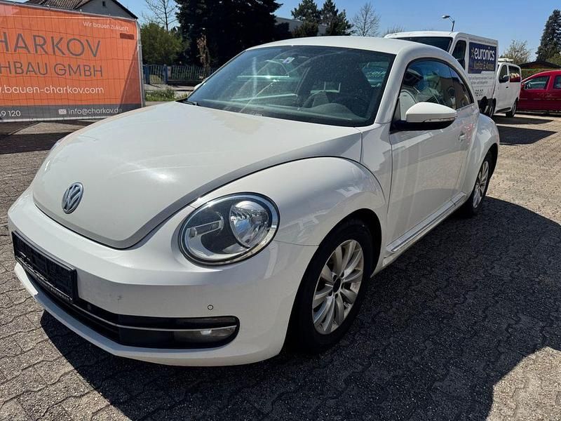 Gebraucht VW Beetle Design 105 PS (77 kW) 2013 Weiß Kleinwagen