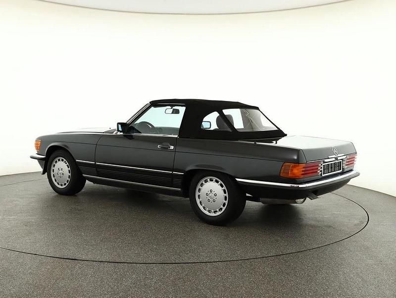 Gebraucht Mercedes SL300 188 PS (138 kW) 1986 Blau blauschwarz metallic Cabrio