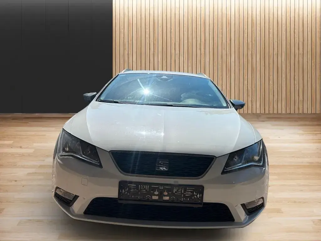 Gebraucht Seat Leon ST CONNECT 110 PS (80 kW) 2016 Weiß Kombi