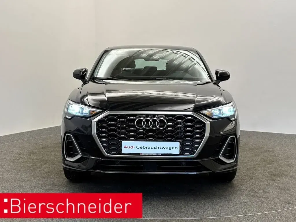 Gebraucht Audi Q3 Sportback Ambiente 245 PS (180 kW) 2022 Schwarz SUV
