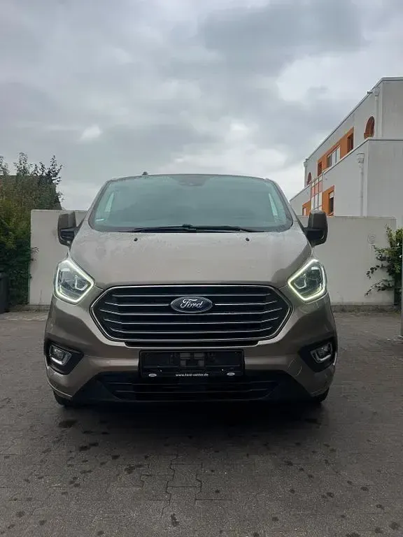 Gebraucht Ford Transit 185 PS (136 kW) 2022 Grau Kombi