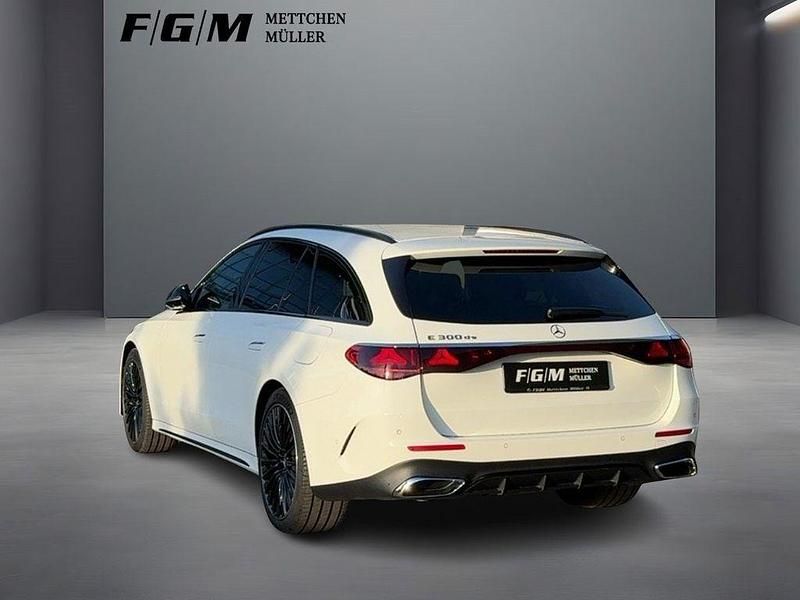 Gebraucht Mercedes E300 AMG line 313 PS (230 kW) 2024 Unilack polarweiß Kombi