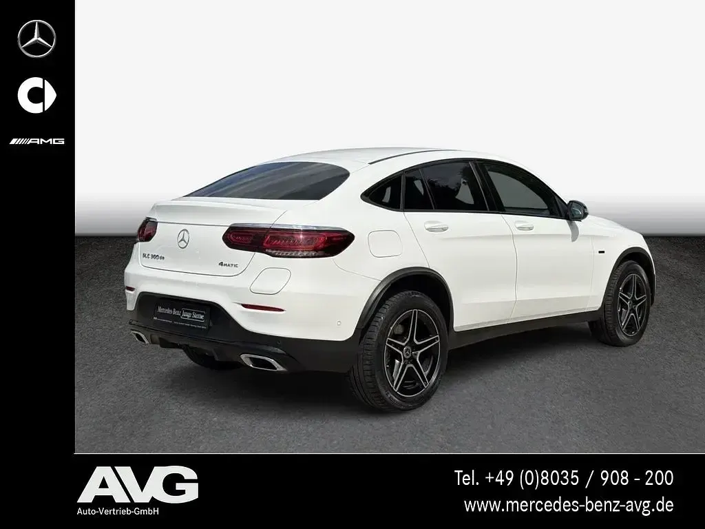 Gebraucht Mercedes GLC300de AMG line 306 PS (225 kW) 2020 Weiß Coupé