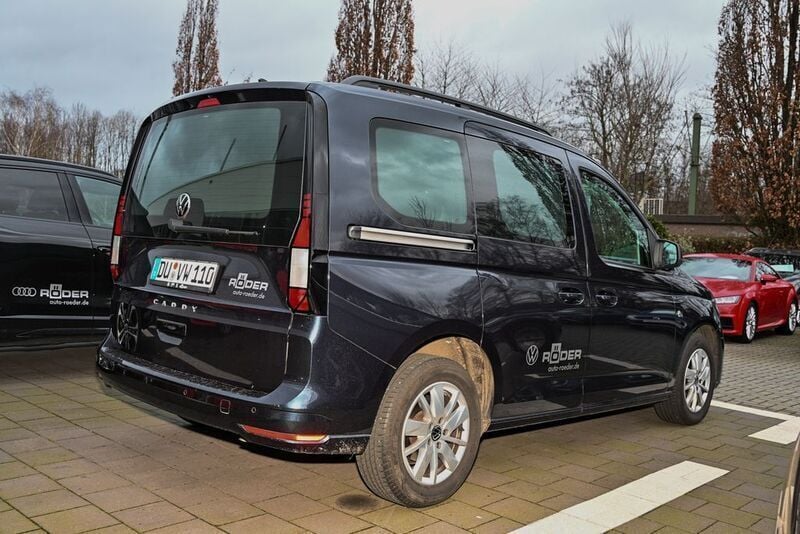 Gebraucht VW Caddy PanAmericana 114 PS (83 kW) 2022 Starlight blue Van / Kleinbus