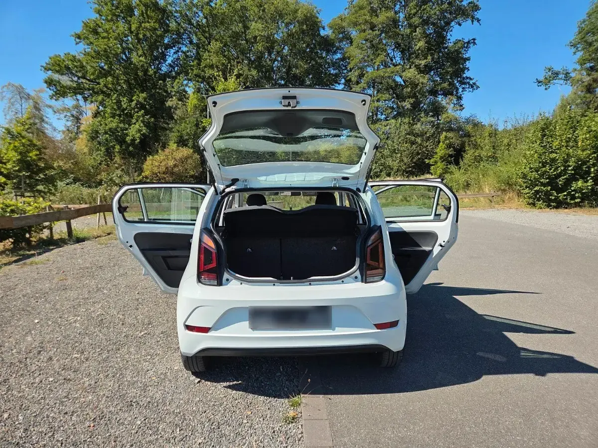 Gebraucht VW up! 65 PS (47 kW) 2020 Weiß Kleinwagen