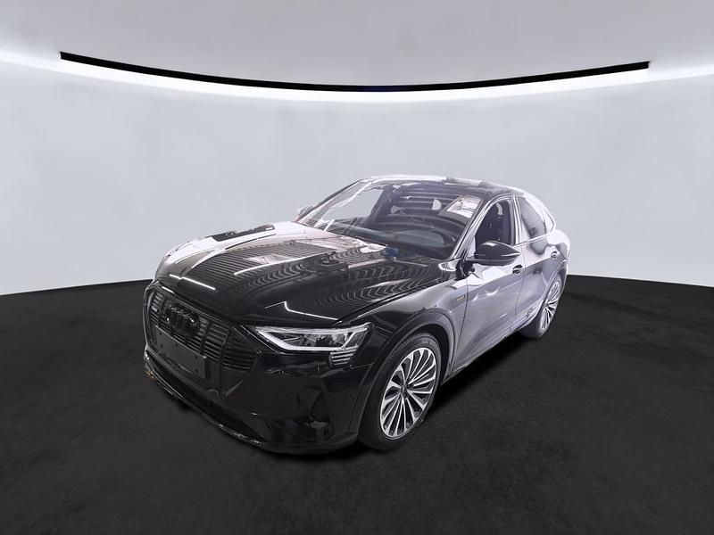 Mythosschwarz metallic Gebraucht 2023 Audi e-tron Sportback S-Line SUV | 48.927 € (Teuer) - Bild 1/2