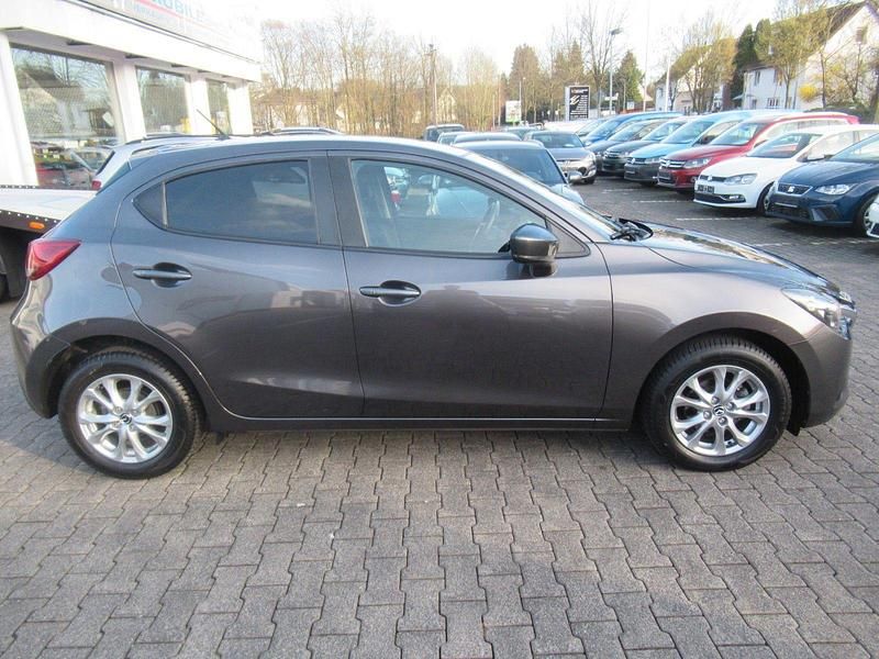 Gebraucht Mazda 2 Signature 75 PS (55 kW) 2019 Grau Kleinwagen