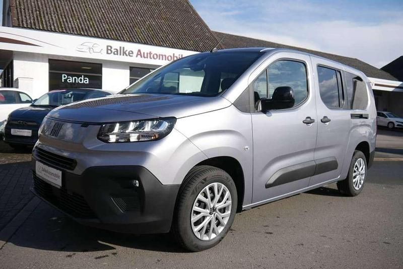 Maestro grau Neu 2025 Fiat Doblò Van / Kleinbus | 28.990 € (Fairer Preis) - Bild 1/4