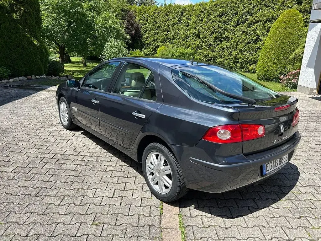 Gebraucht Renault Laguna II Initiale 135 PS (99 kW) 2005 Blau Limousine
