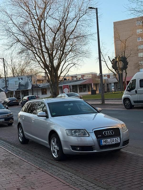Silber Gebraucht 2007 Audi A6 Comfort Kombi | 4.800 € (Fairer Preis) - Bild 1/4