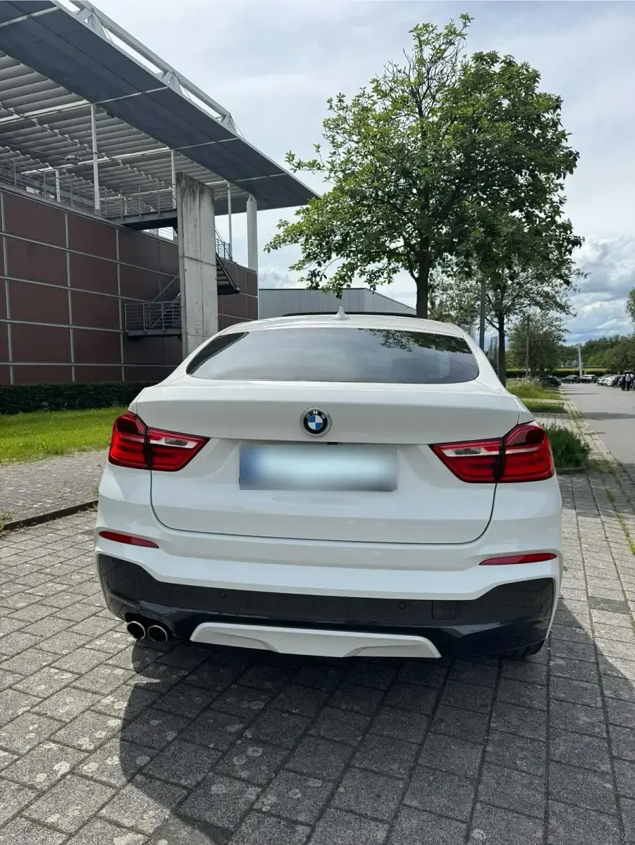 Gebraucht BMW X4 M Sport 258 PS (189 kW) 2017 Weiß SUV