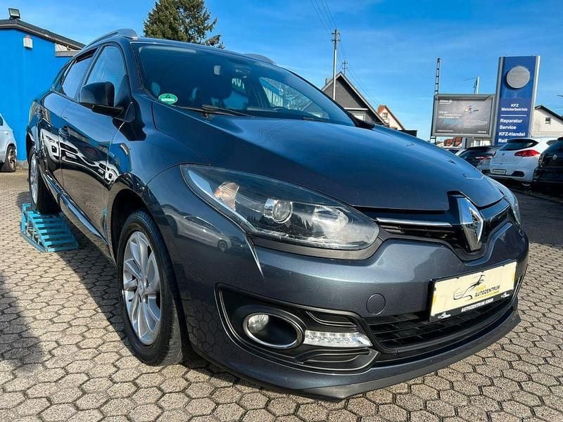 Grau Gebraucht 2015 Renault Mégane III LIMITED Limousine | 7.490 € (Fairer Preis) - Bild 1/4
