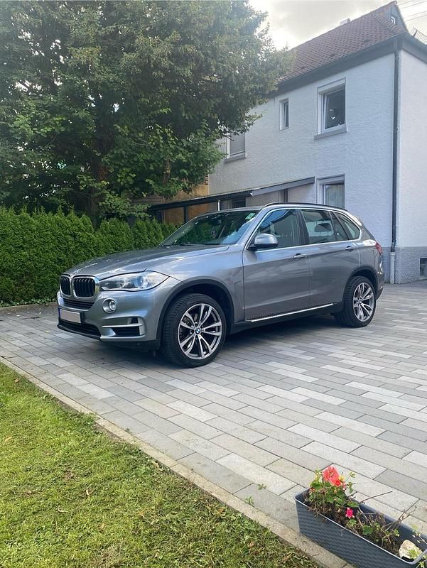Grau Gebraucht 2014 BMW X5 M Sport SUV | 17.990 € (Superpreis) - Bild 1/4