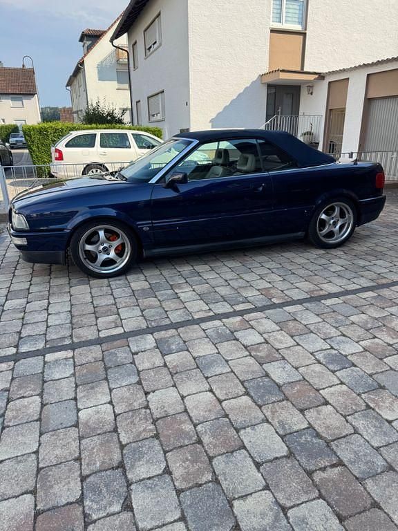 Second-hand Audi 80 Design 116 CP (85 kW) 1995 Albastru Cabrio
