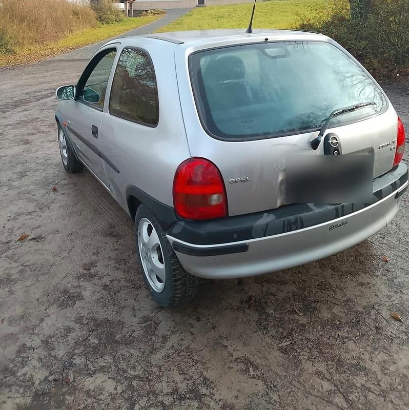 Gebraucht Opel Corsa 65 PS (47 kW) 2000 Silber Kleinwagen