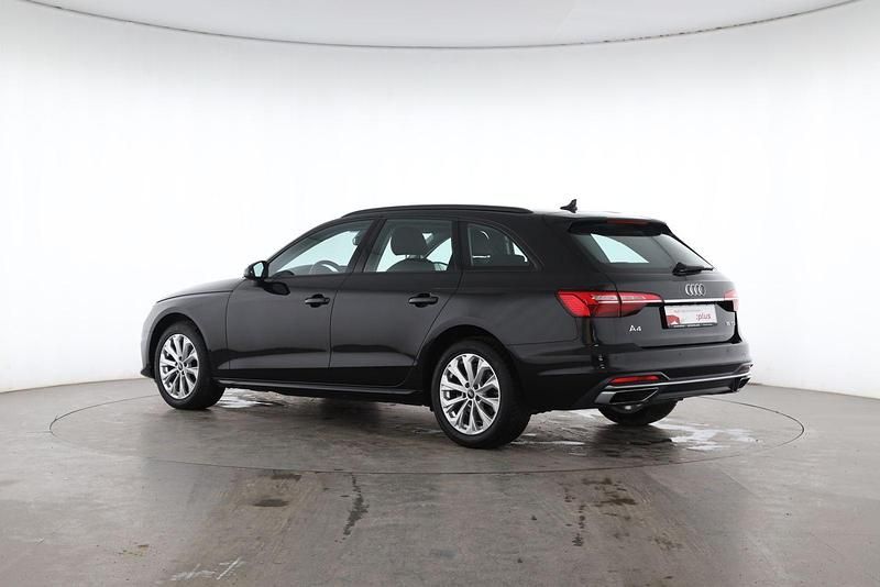 Gebraucht Audi A4 Advanced 163 PS (119 kW) 2022 Schwarz Kombi