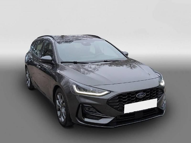 Usata Ford Focus ST-Line 155 CV (114 kW) 2024 Grigio Station wagon