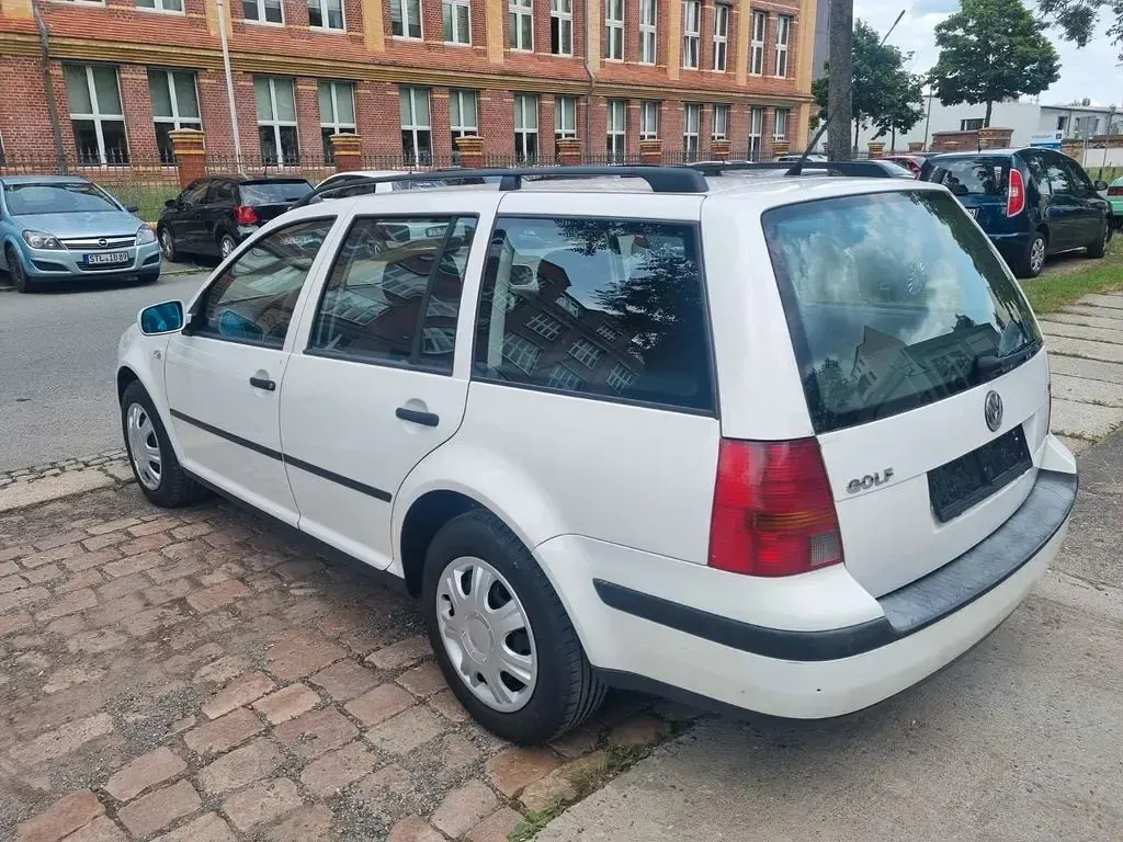 Gebraucht VW Golf IV Basis 101 PS (74 kW) 2006 Weiß Kombi