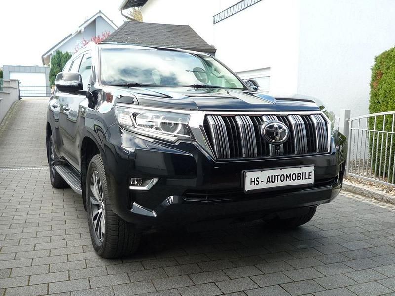 Schwarz Gebraucht 2020 Toyota Land Cruiser TEC-Edition SUV | 59.900 € - Bild 1/4