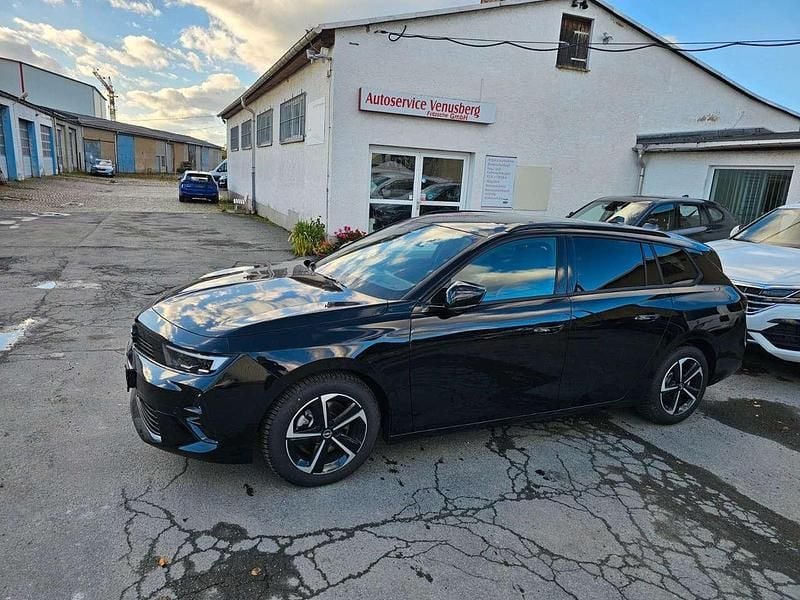 Schwarz Gebraucht 2025 Opel Astra Kombi | 24.600 € (Superpreis) - Bild 1/4