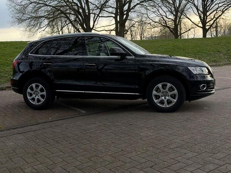 Second-hand Audi Q5 163 CP (119 kW) 2015 Negru SUV