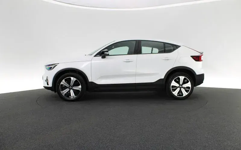Gebraucht Volvo C40 Core 300 kW (408 PS) 2022 Weiß SUV