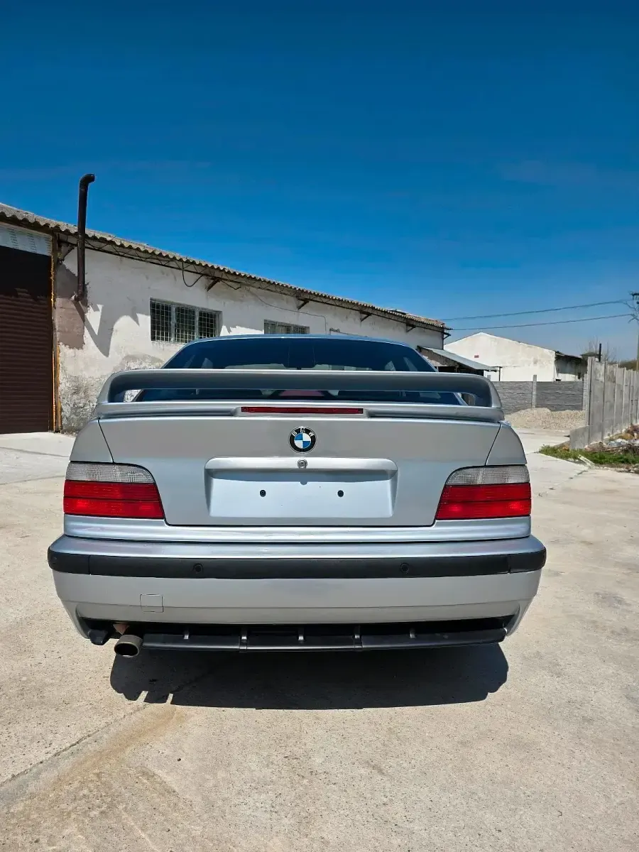 Gebraucht BMW M3 M Sport 240 PS (176 kW) 1997 Silber Coupé