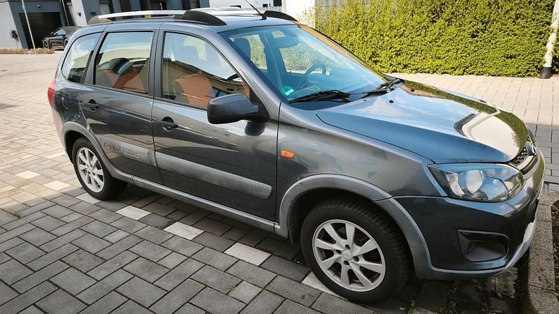 Second-hand Lada Kalina 98 CP (72 kW) 2017 Gri Hatchback