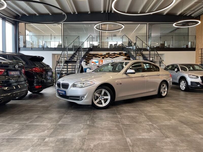 Titansilber metallic Gebraucht 2013 BMW 525 Comfort Edition Limousine | 11.499 € (Superpreis) - Bild 1/4