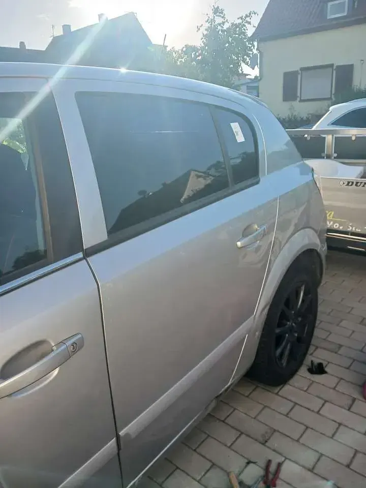 Gebraucht Opel Astra Edition 105 PS (77 kW) 2005 Limousine