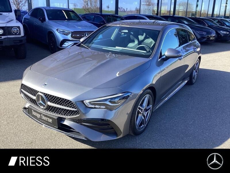 Grau Gebraucht 2024 Mercedes CLA180 Shooting Brake AMG Kombi | 31.890 € - Bild 1/4