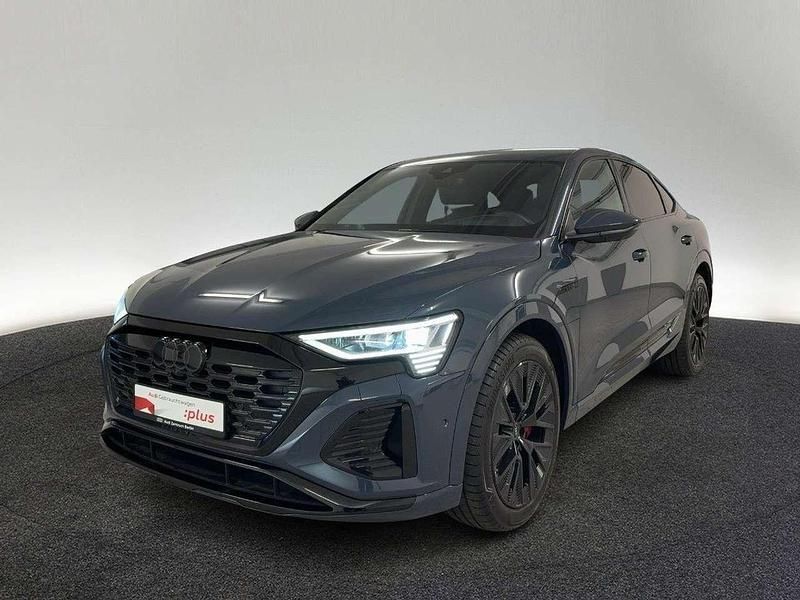Gebraucht Audi Q8 e-tron S-Line 300 kW (408 PS) 2024 Plasmablau metallic SUV