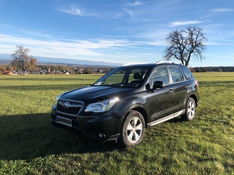 Schwarz Gebraucht 2015 Subaru Forester Exclusive+ SUV | 8.300 € (Etwas zu teuer) - Bild 1/4