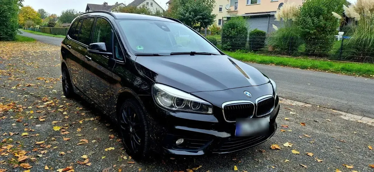 Gebraucht BMW 218 Gran Tourer Advantage 150 PS (110 kW) 2017 Schwarz Van / Kleinbus