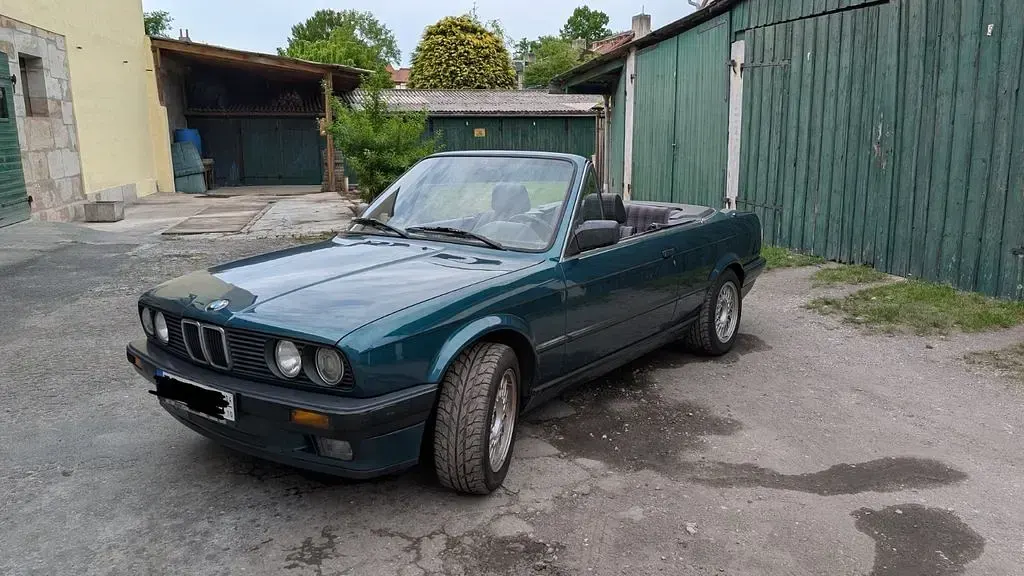 Gebraucht BMW 318 Cabriolet Sport Line 113 PS (83 kW) 1992 Grün Cabrio