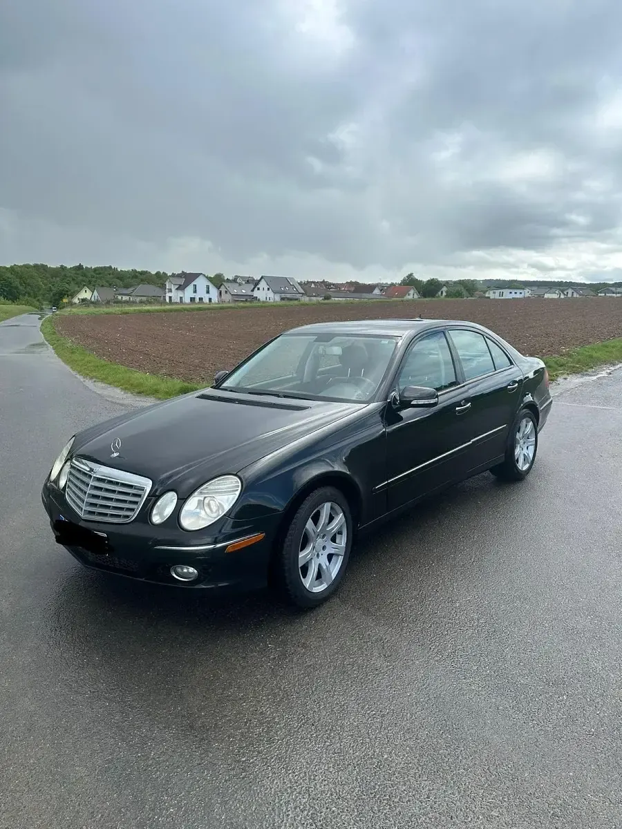 Gebraucht Mercedes E350 272 PS (200 kW) 2008 Schwarz Limousine