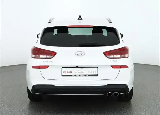 Gebraucht Hyundai i30 N Line 136 PS (100 kW) 2021 Weiß Kombi