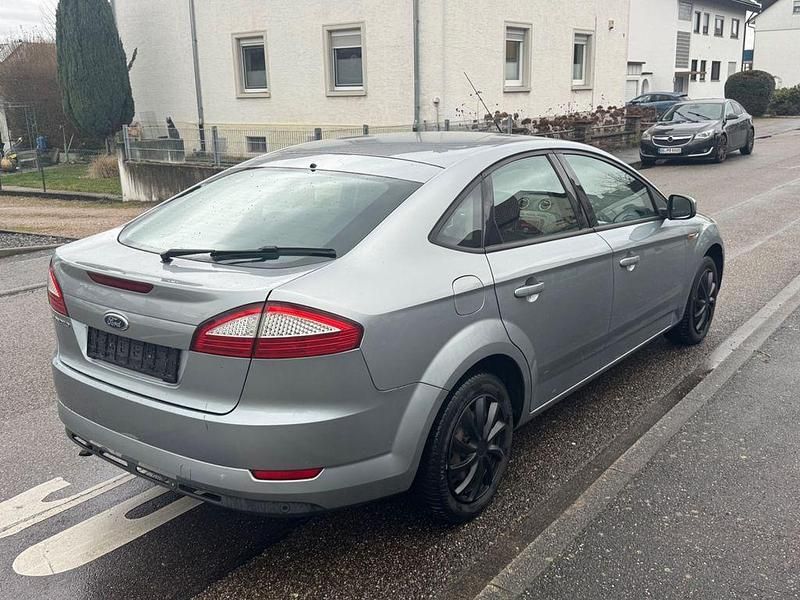 Gebraucht Ford Mondeo Trend 125 PS (91 kW) 2008 Limousine